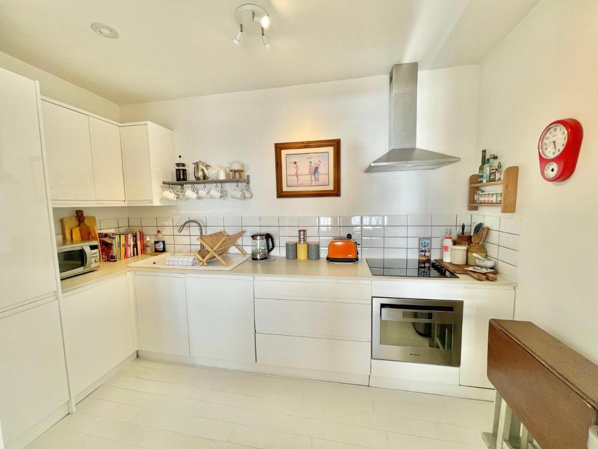 Stunning 2 Bed With Sea View In Hastings Old Town 아파트 외부 사진